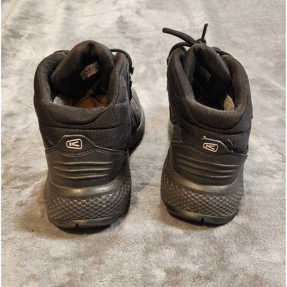 Keen Boots Mens 8 Black Tempo Flex Mid Waterproof Hiking Gorpcore‎